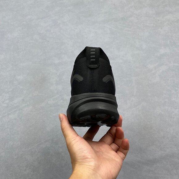 Asics Black Platform Running Shoes - Picture 3 of 9